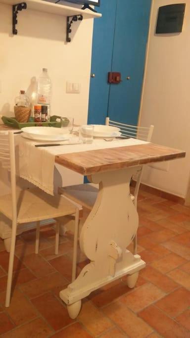 La Casina Lägenhet Capodimonte Exteriör bild